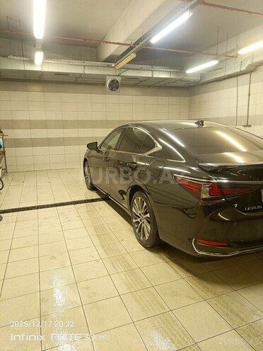 Lexus ES 300h 2021, 15,789 km - 2.5 l - Bakı