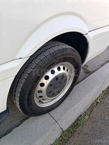 Mercedes  2006, 520,200 km - 2.1 l - Bakı