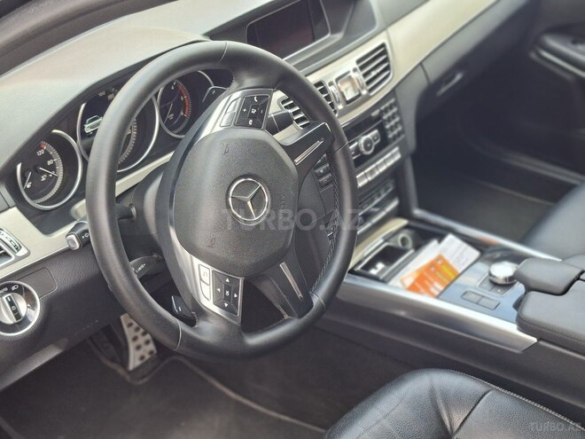 Mercedes E 200 2013, 210,000 km - 2.1 l - Bakı