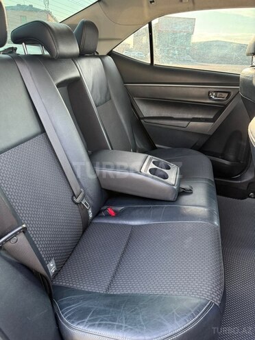 Toyota Corolla 2015, 217,000 km - 1.6 l - Bakı