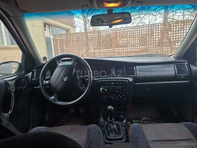 Opel Vectra 2000, 214,583 km - 1.6 l - Qazax