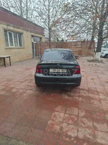 Opel Vectra 2000, 214,583 km - 1.6 l - Qazax