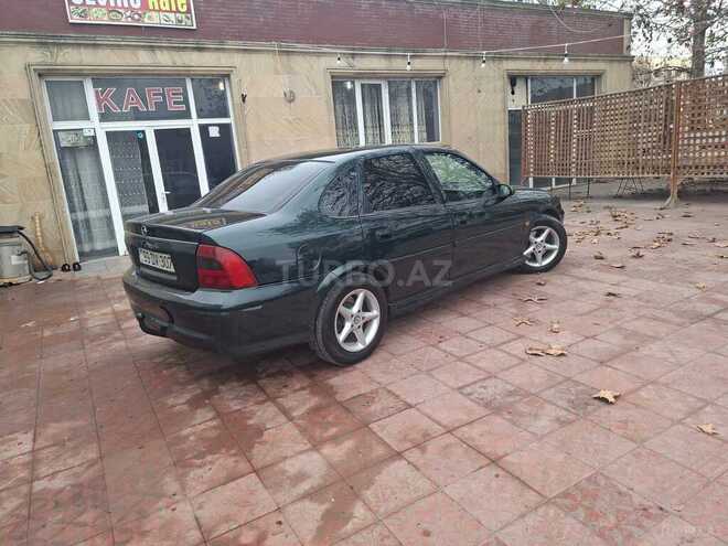 Opel Vectra 2000, 214,583 km - 1.6 l - Qazax