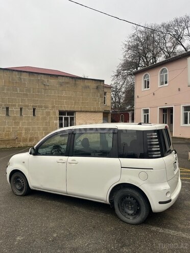 Toyota Sienta 2004, 284,618 km - 1.5 l - Qusar
