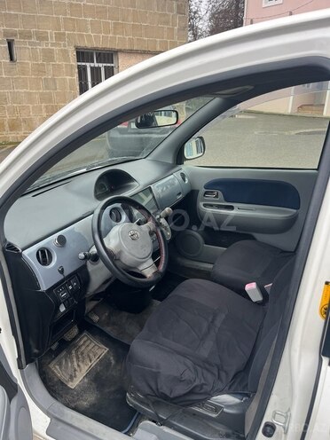 Toyota Sienta 2004, 284,618 km - 1.5 l - Qusar