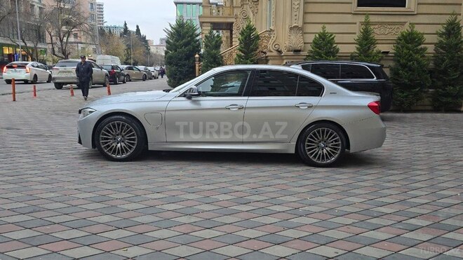 BMW 330e 2018, 136,000 km - 2.0 l - Bakı
