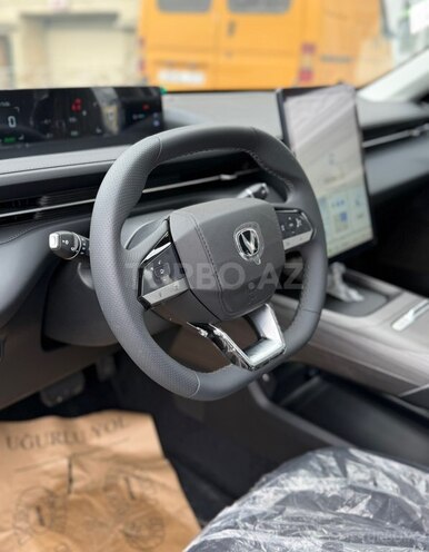 Changan Eado-6