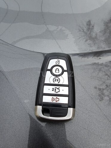 Ford Fusion (North America) 2019, 178,000 km - 2.0 л - Bakı