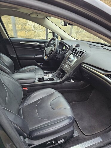 Ford Fusion (North America) 2019, 178,000 km - 2.0 л - Bakı