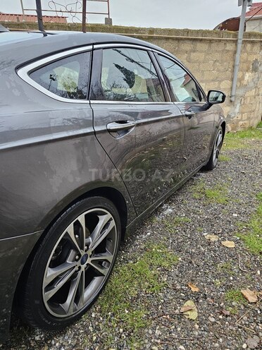 Ford Fusion (North America) 2019, 178,000 km - 2.0 л - Bakı
