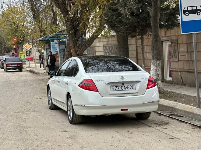 Nissan Teana 2010, 237,000 km - 2.5 л - Bakı