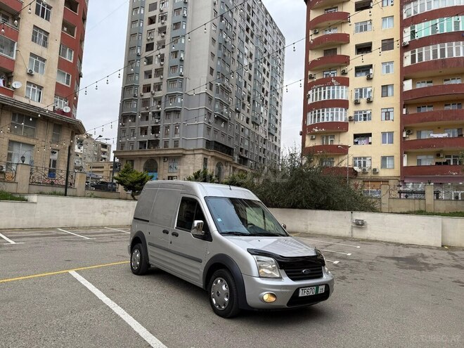 Ford Transit Connect 2010, 132,000 km - 1.8 l - Bakı