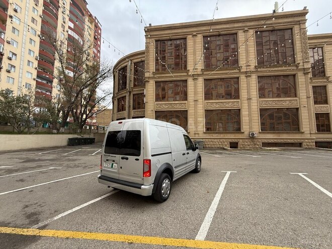 Ford Transit Connect 2010, 132,000 km - 1.8 l - Bakı