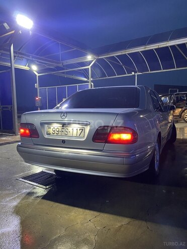 Mercedes E 270 2000, 398,000 km - 2.7 l - Mingəçevir