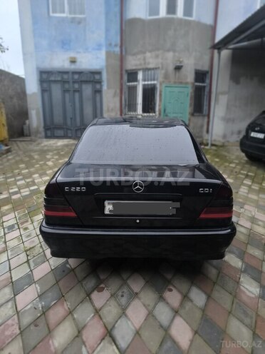 Mercedes C 220 1999, 413,000 km - 2.2 l - Bakı