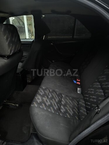 Mercedes C 220 1999, 413,000 km - 2.2 l - Bakı