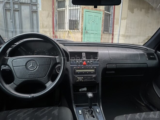Mercedes C 220 1999, 413,000 km - 2.2 l - Bakı