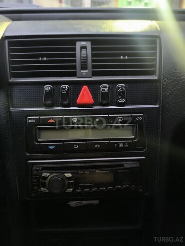 Mercedes C 220 1999, 413,000 km - 2.2 l - Bakı