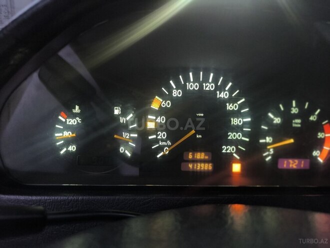 Mercedes C 220 1999, 413,000 km - 2.2 l - Bakı