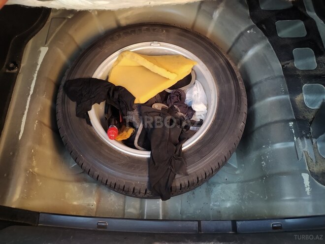 Kia Rio 2014, 300,000 km - 1.4 l - Gəncə