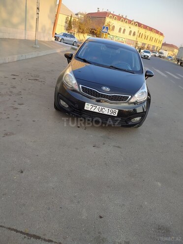 Kia Rio 2014, 300,000 km - 1.4 l - Gəncə
