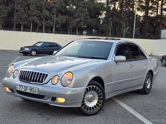 Mercedes E 320 2000, 305,000 km - 3.2 l - Sumqayıt
