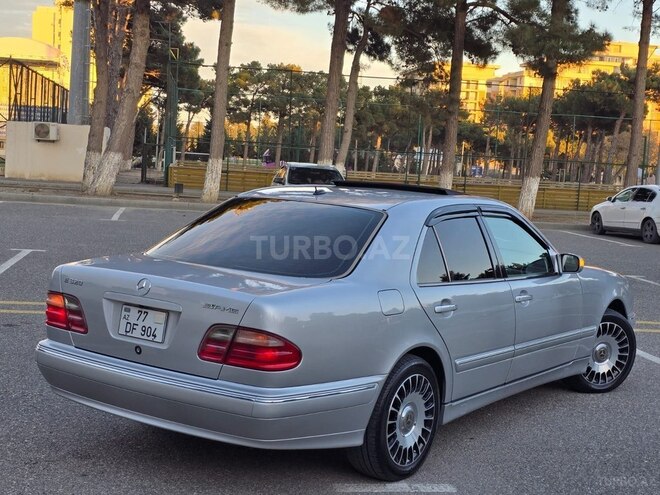 Mercedes E 320 2000, 305,000 km - 3.2 l - Sumqayıt