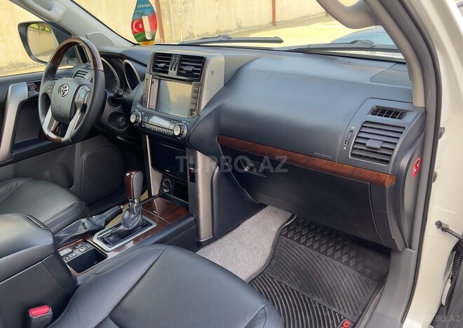 Toyota Land Cruiser Prado 2010, 168,000 km - 2.7 л - Sumqayıt