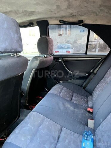 Mercedes C 180 1999, 258,000 km - 1.8 l - Sumqayıt