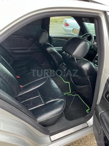 Mercedes E 240 2000, 347,500 km - 2.6 l - Şirvan