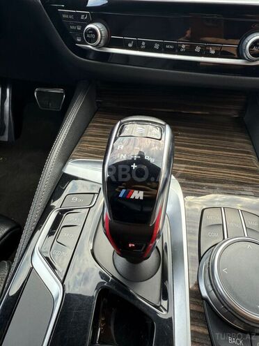 BMW 530 2017, 194,000 km - 2.0 л - Bakı