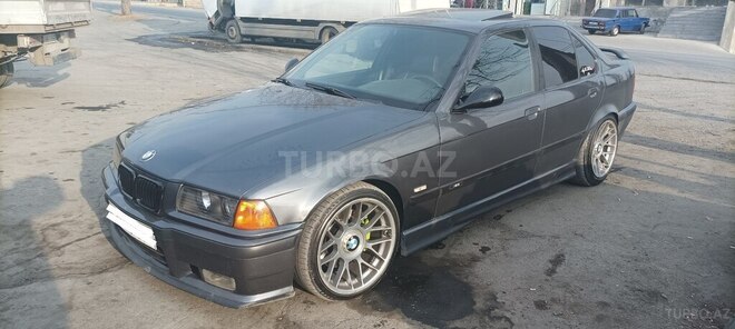 BMW 320 1997, 350,000 km - 2.0 l - Zaqatala