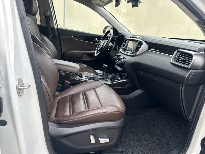 Kia Sorento-20