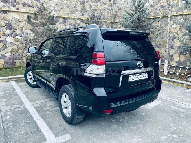 Toyota Land Cruiser Prado 2010, 240,000 km - 2.7 l - Bakı