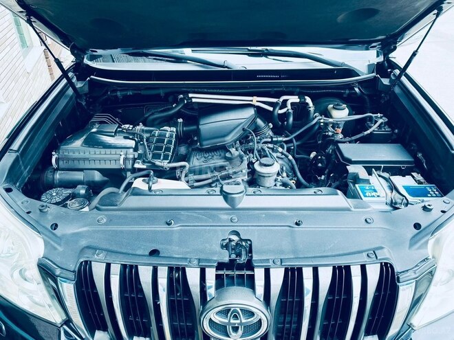 Toyota Land Cruiser Prado 2010, 240,000 km - 2.7 l - Bakı