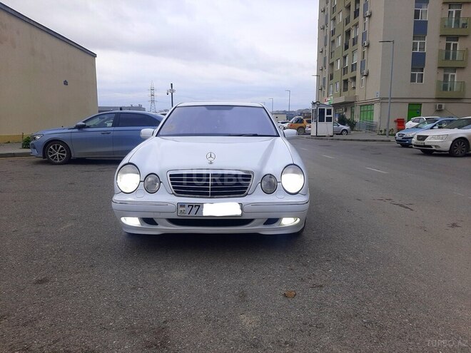 Mercedes E 320 2000, 246,000 km - 3.2 l - Bakı