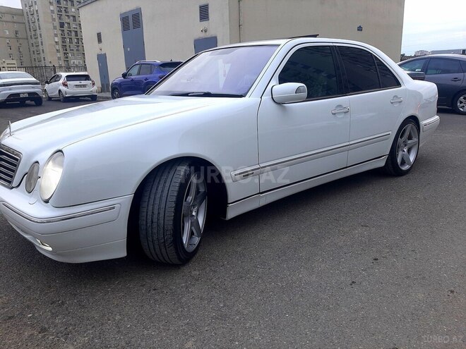 Mercedes E 320 2000, 246,000 km - 3.2 l - Bakı