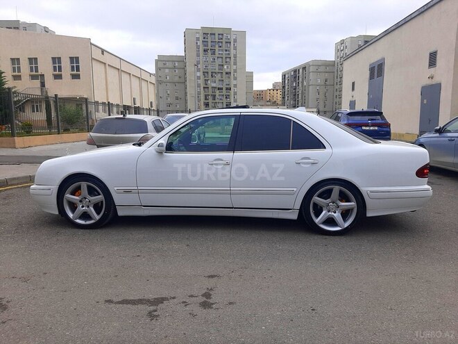 Mercedes E 320 2000, 246,000 km - 3.2 l - Bakı