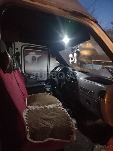 Ford Transit 1994, 548,757 km - 2.5 l - Salyan