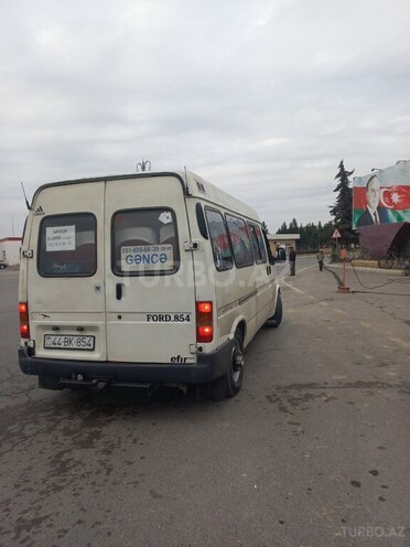 Ford Transit 1994, 548,757 km - 2.5 l - Salyan