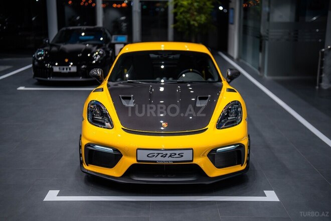 Porsche  2025, 0 km - 4.0 l - Bakı