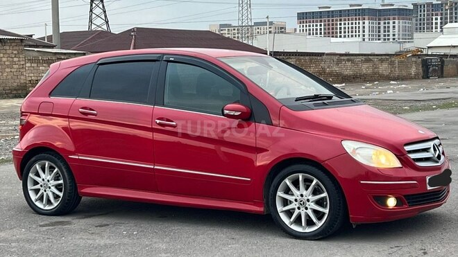 Mercedes B 170 2008, 165,000 km - 1.7 l - Bakı
