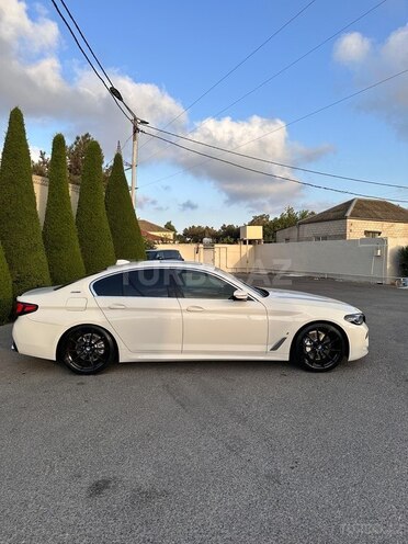 BMW 530e 2020, 49,000 km - 2.0 л - Qazax