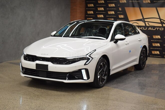 Kia K5-1
