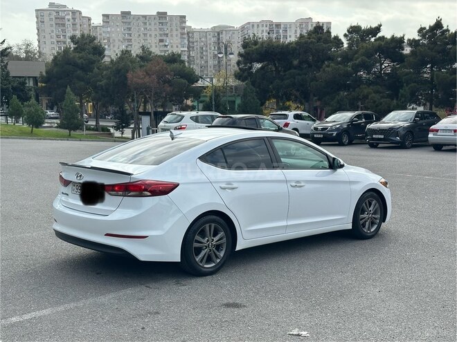 Hyundai Elantra 2016, 164,153 km - 2.0 л - Bakı