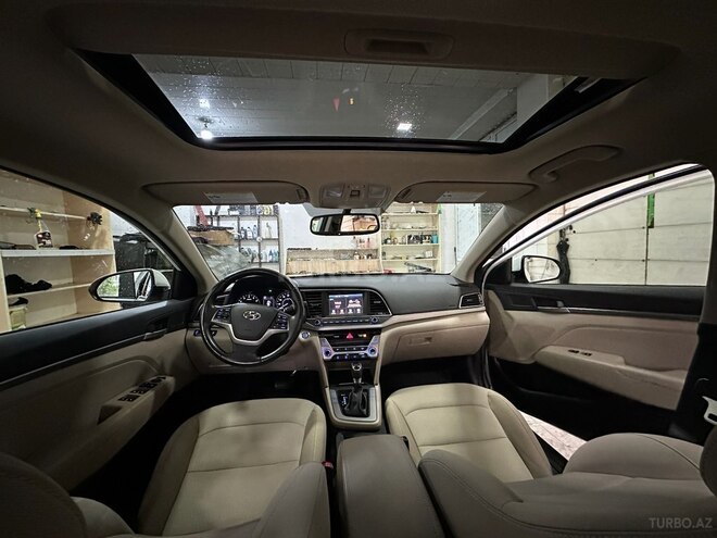 Hyundai Elantra 2016, 164,153 km - 2.0 л - Bakı