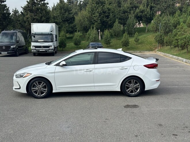 Hyundai Elantra 2016, 164,153 km - 2.0 л - Bakı