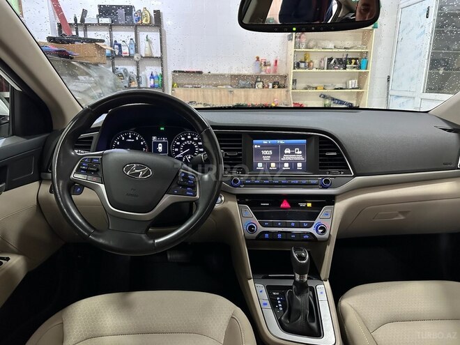 Hyundai Elantra 2016, 164,153 km - 2.0 л - Bakı