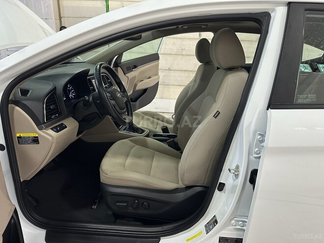 Hyundai Elantra 2016, 164,153 km - 2.0 л - Bakı
