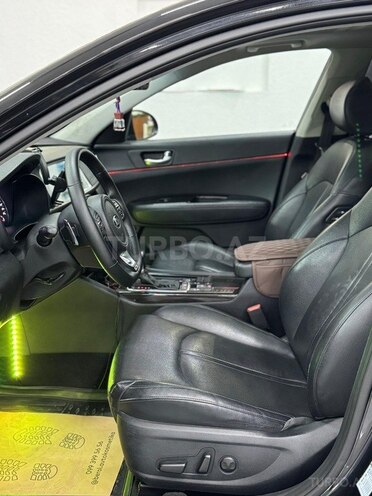 Kia K5-16